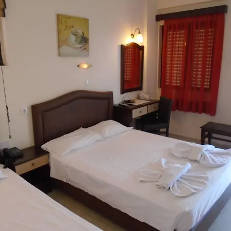Triton Hotell