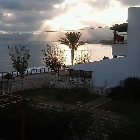 Hotell Triton 3*