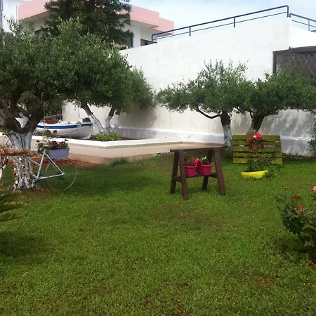 Hotell Triton 3*