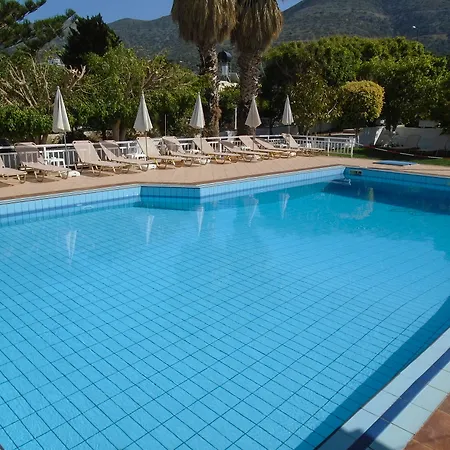 Hotell Triton 3*