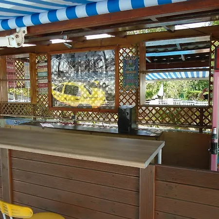 Hotel Triton 3*