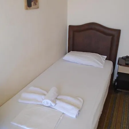 Hotell Triton 3*